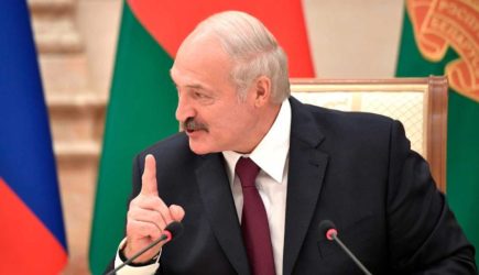 Лукашенко переиграет оппозицию с помощью ультиматума Тихановской — эксперт