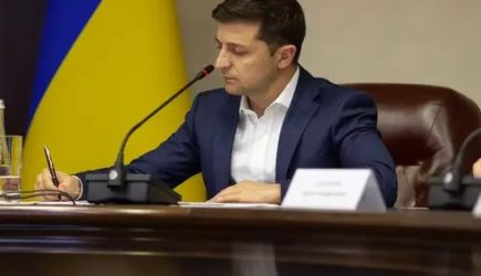 Зеленский заявил, что&nbsp;если не&nbsp;закончит войну в&nbsp;Донбассе, то&nbsp;нужен другой президент