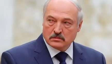 Лукашенко отказался идти на новый срок: Наелся президентства