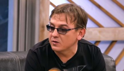 «Пил и тратил бешеные деньги»: шокирующие подробности из жизни умершего солиста «Ласкового мая»