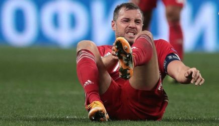 «Он делает то, что хочет»: известный адвокат встал на сторону угодившего в секс-скандал Дзюбы