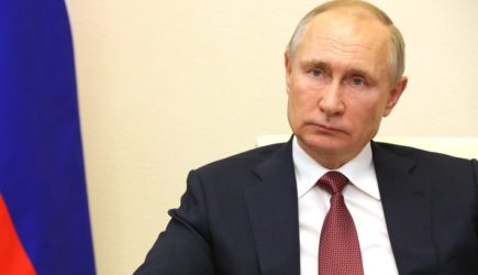 Протесты Навального лишь повод: &#171;Путина готовы сдать&#187; &#8212; эксперт