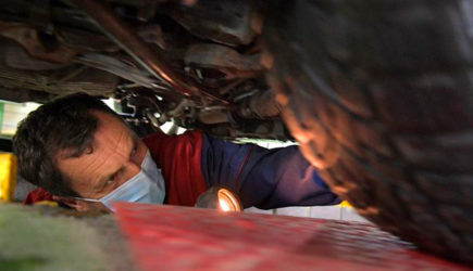 Правительство России отложило введение новых правил техосмотра