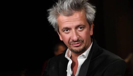 Сотни людей ответили на манифест Богомолова двумя словами