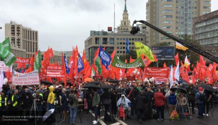 Марков: КПРФ подвергает опасности москвичей в период пандемии коронавируса