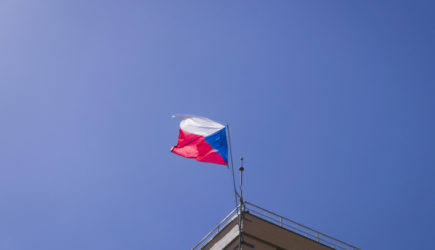 Чехия опешила от реакции Москвы на высылку дипломатов. Русские объяснили: &#171;Если бы румынских… &#171;
