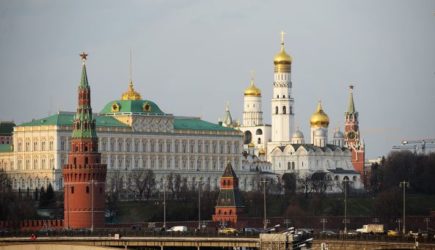 Кремль: Ревакцинация от коронавируса неизбежна