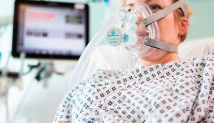 Что ждет тех, кто перенес коронавирус на ИВЛ