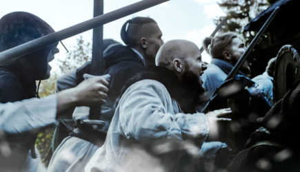 «Нас бы всех убили»: Таджики пошли на штурм русских