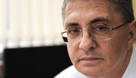 Мясников назвал опасную ошибку врачей при диагностике последствий коронавируса
