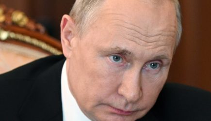 Путин описал ситуацию с коронавирусом в России словами «все уже устали»