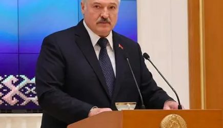 Лукашенко назвал Тихановскую мерзавкой и раскрыл подробности ее отъезда