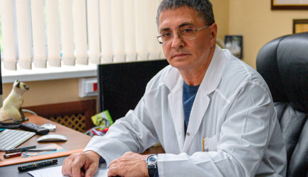 Доктор Мясников оценил опасность нового штамма коронавируса