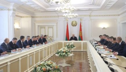 Лукашенко собрал совещание, на&nbsp;котором обсуждает интеграцию с&nbsp;Россией