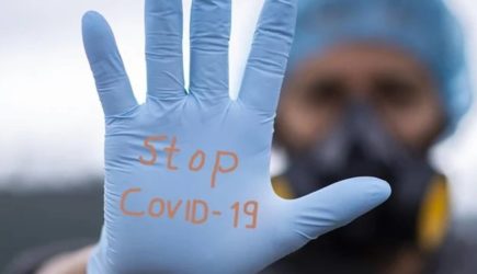 Британские медики выявили симптомы COVID-19 у детей спустя месяцы после лечения
