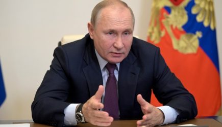 Шесть требований Путина о пенсиях и зарплате