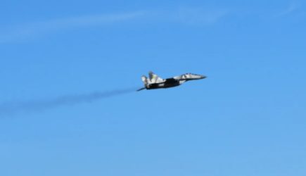 Итоги воздушного боя над Киевом: Появились кадры сбитого МиГ-29 ВСУ