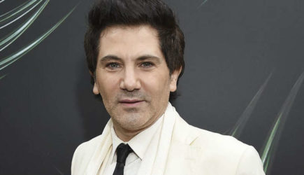 Авраам Руссо не верит в &laquo;отпуска&raquo; сбежавших из России артистов