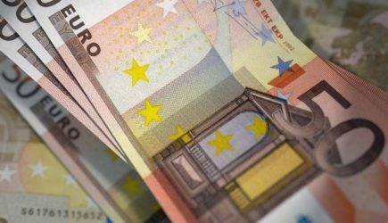 Дефолт отменяется: Минфин нашел валюту расплатиться по евробондам