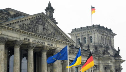 В Германии случился скандал из-за требований посла Украины к Шольцу