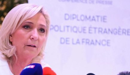 Ле&nbsp;Пен признала законным присоединения Крыма к&nbsp;России