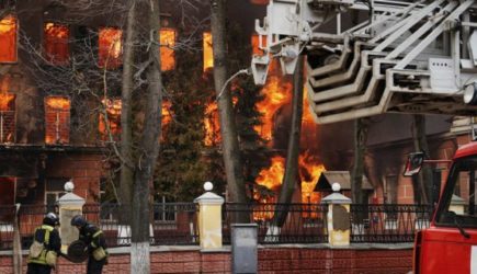 Число погибших при пожаре в&nbsp;военном НИИ в&nbsp;Твери выросло до&nbsp;22