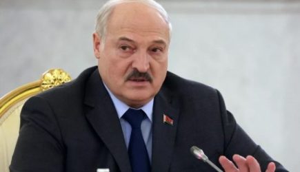 Лукашенко в Минске проводит встречу с Шойгу