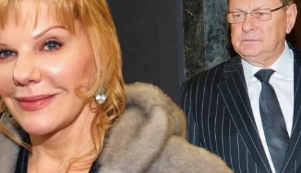 Страсти в &laquo;Ленкоме&raquo;: Захарова не стала молчать об оскорблениях Варшавера