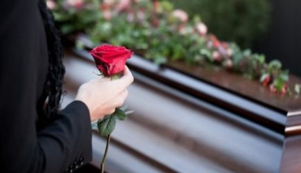 Перуанка очнулась во время своих похорон, а потом умерла