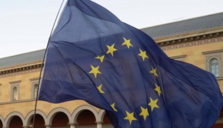 Spiegel: Европе придется остановить всю промышленность ради экономии газа