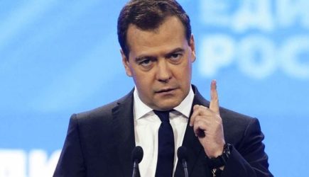 Медведев посоветовал Западу &laquo;не захлебнуться слюной&raquo; в приступе русофобии