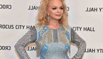 «Спасибо, что даете надежду»: Долина попала в больницу после слухов об операции