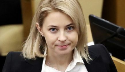 Путин отправил в отставку Поклонскую