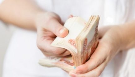 Денежное лето: Павел Глоба рассказал, какие знаки Зодиака смогут разбогатеть летом 2022-го