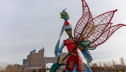 Токаев на «шпильках»: Казахстан разбогатеет за счёт России