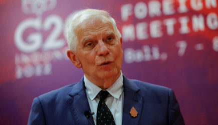 Боррель призвал Европу потерпеть