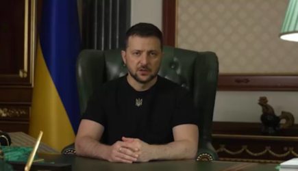 Президент Украины Владимир Зеленский уволил генпрокурора и главу СБУ