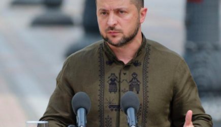 Зеленский пообещал вернуть Крым &laquo;любыми средствами&raquo;