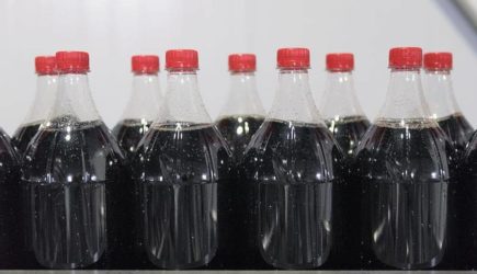 Coca-Cola в России собрались продавать под брендом «Добрый кола»