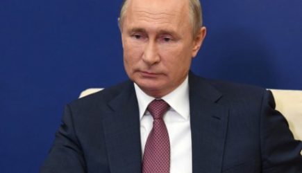 В новых регионах РФ появится программа материнского капитала — Путин