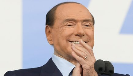 Cлова Берлускони о Зеленском обернулись политическим скандалом в Италии