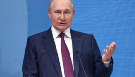 Путин заявил о снижении уровня бедности в России