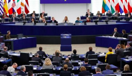 Европарламент призвал Запад дать Украине истребители и ракеты