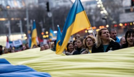 Бактерии съедают украинцев заживо: чудовищный эксперимент США?