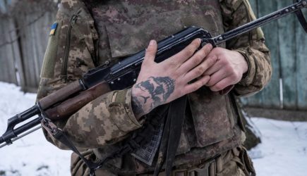 «Еду воевать за фашистов» Зачем на Украине создали Русский добровольческий корпус и что скрывает прошлое его бойцов?