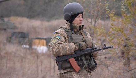 Украинский пленный заявил, что солдат ВСУ заставляют принимать «неадекватные препараты» перед боем