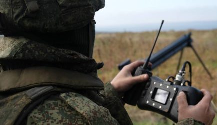 В России показали дрон-разведчик &laquo;Комар&raquo; с системой стабилизации