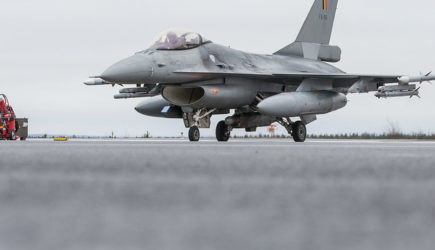 Зеленский раскрыл, сколько истребителей F-16 получит Украина