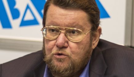 Сатановский согласился с решением Соловьева о его увольнении