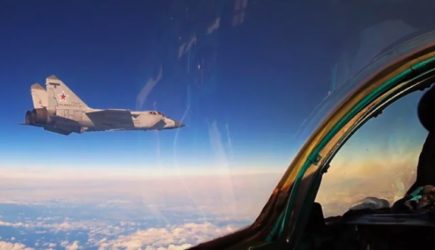 Российские истребители устроили воздушный бой в стратосфере над Арктикой